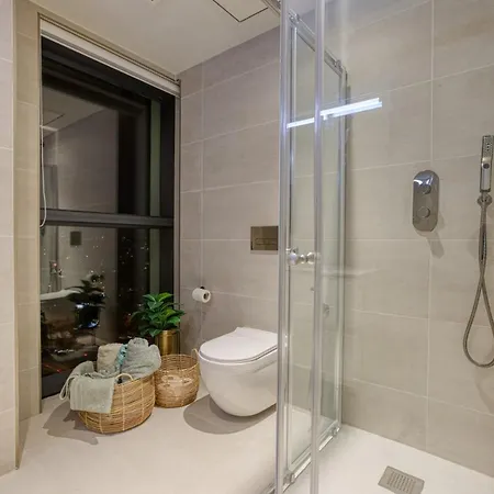 20th Floor, Mercury Tower Apartment