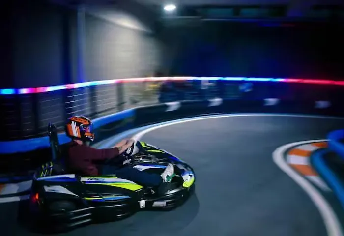 아파트 20th Floor, Mercury Tower